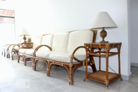 Apartamento para alugar com 267m², 4 quartos e 2 vagas Apartamento para alugar com 267m², 4 quartos e 2 vagasDetalhe Sala