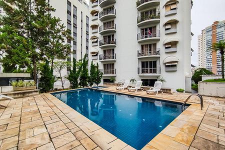 Apartamento para alugar com 110m², 3 quartos e 2 vagas Apartamento para alugar com 110m², 3 quartos e 2 vagasÁrea Comum - Piscina