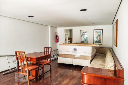 Apartamento para alugar com 110m², 3 quartos e 2 vagas Apartamento para alugar com 110m², 3 quartos e 2 vagasÁrea Comum - Salão de Festas