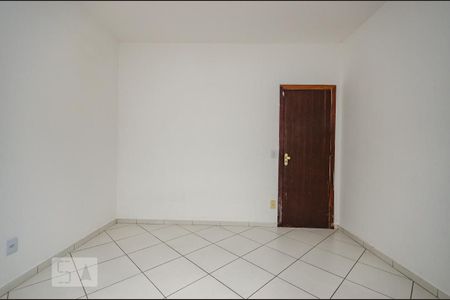 Casa para alugar com 72m², 2 quartos e 1 vagaQuarto 1