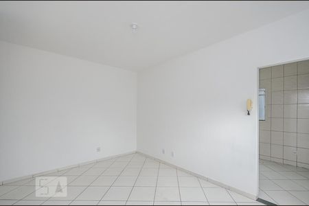 Sala de casa para alugar com 2 quartos, 72m² em Salgado Filho, Belo Horizonte