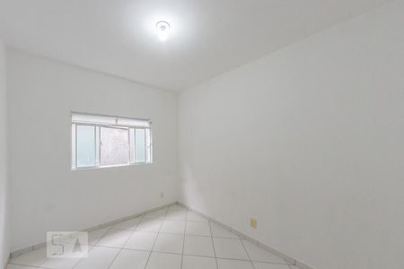 Quarto 1 de casa para alugar com 2 quartos, 75m² em Salgado Filho, Belo Horizonte