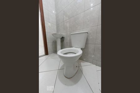 Casa para alugar com 75m², 2 quartos e sem vagaBanheiro Social