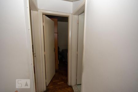 Corredor de apartamento à venda com 2 quartos, 60m² em Humaitá, Rio de Janeiro