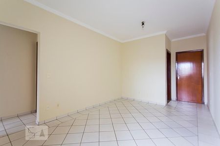 Sala de apartamento para alugar com 3 quartos, 120m² em Umuarama, Uberlândia