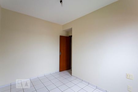 Suite de apartamento para alugar com 3 quartos, 120m² em Umuarama, Uberlândia