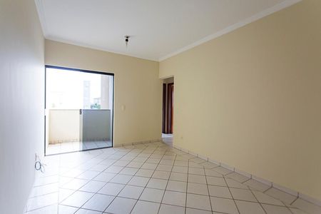 Sala de apartamento para alugar com 3 quartos, 120m² em Umuarama, Uberlândia