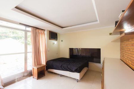 Casa à venda com 300m², 4 quartos e 4 vagasSuíte 1