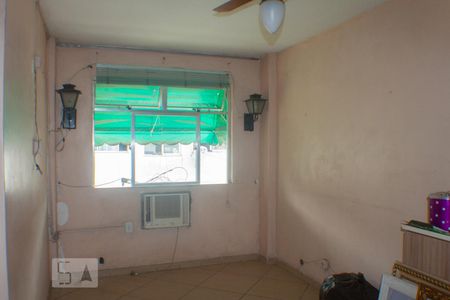 Sala de apartamento para alugar com 2 quartos, 48m² em Jardim da Posse, Nova Iguaçu