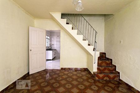 Sala de casa para alugar com 2 quartos, 140m² em Penha de França, São Paulo