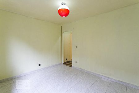 Quarto de casa para alugar com 2 quartos, 140m² em Penha de França, São Paulo