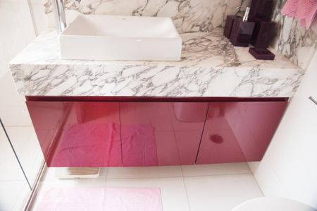 Apartamento à venda com 124m², 3 quartos e 1 vagaDetalhe do banheiro