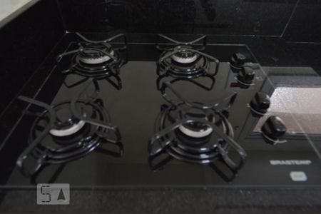 Cozinha de apartamento para alugar com 2 quartos, 49m² em Vila Bertioga, São Paulo