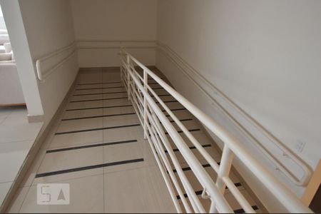 Área comum - rampa para brinquedoteca de apartamento para alugar com 2 quartos, 49m² em Vila Bertioga, São Paulo