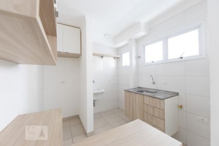 Cozinha de apartamento para alugar com 2 quartos, 37m² em Vila Aricanduva, São Paulo