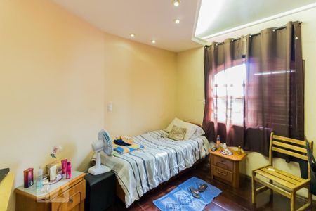 Casa à venda com 274m², 4 quartos e 5 vagas Casa à venda com 274m², 4 quartos e 5 vagasQuarto 1