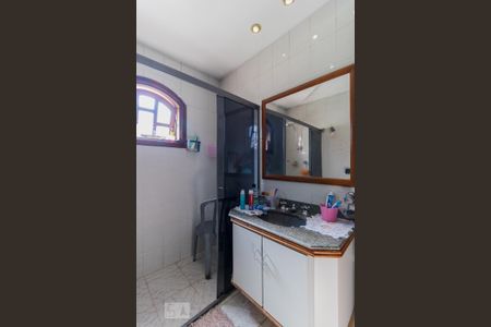 Casa à venda com 274m², 4 quartos e 5 vagas Casa à venda com 274m², 4 quartos e 5 vagasBanheiro