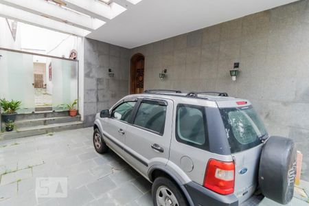 Casa à venda com 274m², 4 quartos e 5 vagas Casa à venda com 274m², 4 quartos e 5 vagasGaragem
