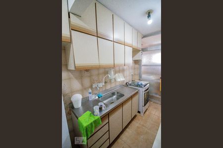 Apartamento à venda com 67m², 2 quartos e 1 vagaCozinha
