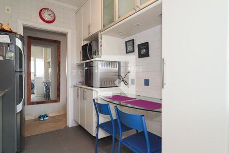 Apartamento para alugar com 155m², 2 quartos e 3 vagas Apartamento para alugar com 155m², 2 quartos e 3 vagasCozinha