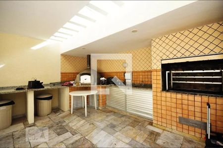 Apartamento para alugar com 155m², 2 quartos e 3 vagas Apartamento para alugar com 155m², 2 quartos e 3 vagasÁrea comum - Churrasqueira