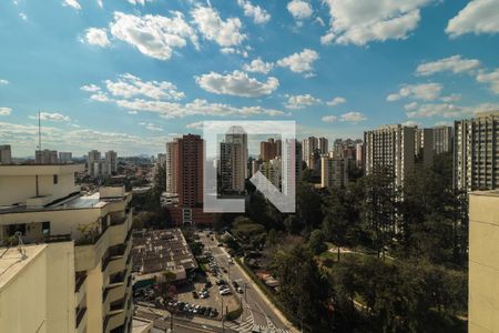 Apartamento para alugar com 155m², 2 quartos e 3 vagas Apartamento para alugar com 155m², 2 quartos e 3 vagasVista da Varanda da Suíte