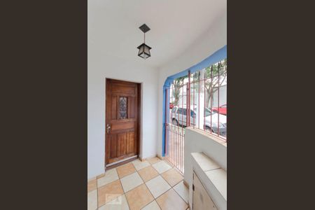 Casa à venda com 100m², 4 quartos e sem vagaEntrada