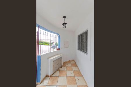 Casa à venda com 100m², 4 quartos e sem vagaEntrada