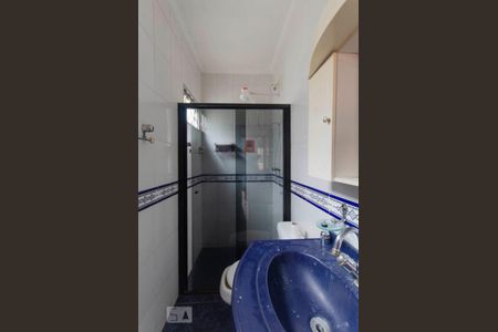 Casa à venda com 100m², 4 quartos e sem vagaBanheiro