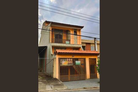 Casa à venda com 284m², 3 quartos e 3 vagasFachada