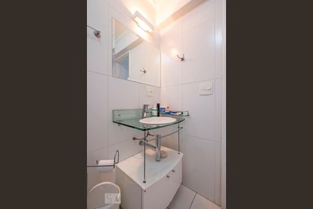 Suíte - Banheiro de apartamento para alugar com 2 quartos, 75m² em Consolação, São Paulo