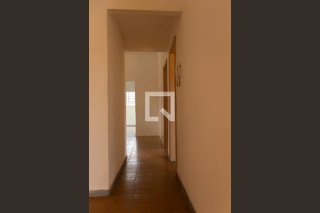 Corredor de casa para alugar com 3 quartos, 172m² em Vila Bandeirantes, Nova Iguaçu