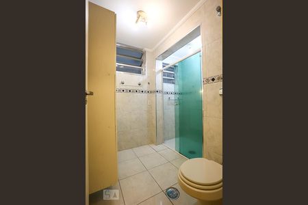 Banheiro de apartamento para alugar com 2 quartos, 72m² em Butantã, São Paulo