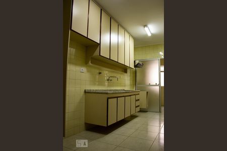 Apartamento à venda com 88m², 3 quartos e 1 vagaCozinha