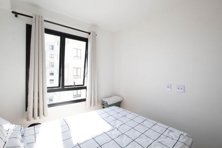 Quarto de apartamento para alugar com 1 quarto, 35m² em Presidente Altino, Osasco