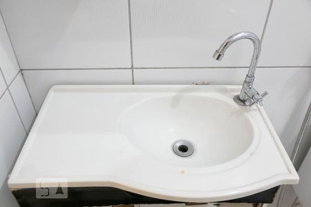 Casa à venda com 60m², 2 quartos e 1 vagaDetalhe banheiro