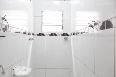 Casa à venda com 60m², 2 quartos e 1 vagaBanheiro da Suite 