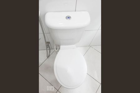 Casa à venda com 60m², 2 quartos e 1 vagaDetalhe banheiro