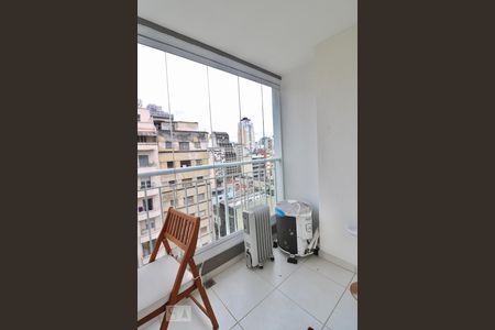 Varanda de kitnet/studio para alugar com 1 quarto, 31m² em República, São Paulo