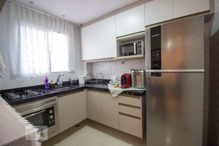 Apartamento para alugar com 68m², 2 quartos e 1 vagaCozinha