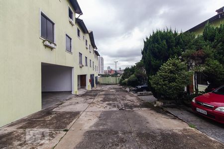 Casa à venda com 120m², 3 quartos e 2 vagasCondomínio