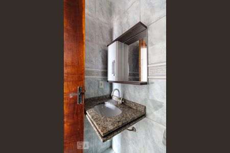 Casa à venda com 120m², 3 quartos e 2 vagasBanheiro do quarto 1