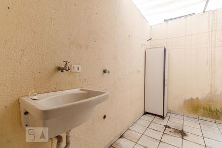 Casa à venda com 120m², 3 quartos e 2 vagasÁrea de serviço