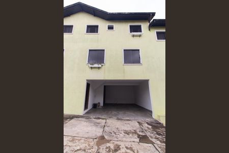 Casa à venda com 120m², 3 quartos e 2 vagasFachada