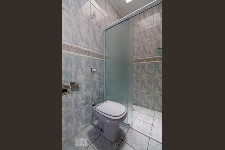 Casa à venda com 120m², 3 quartos e 2 vagasBanheiro do quarto 1