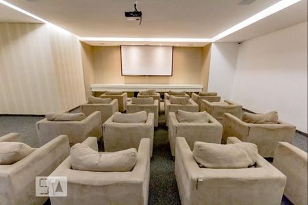 Apartamento para alugar com 45m², 1 quarto e 1 vagaCinema