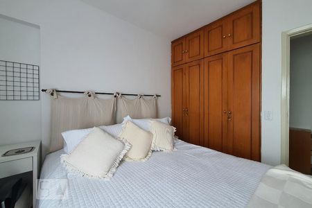 Quarto 1 de apartamento à venda com 2 quartos, 65m² em Vila Vermelha, São Paulo