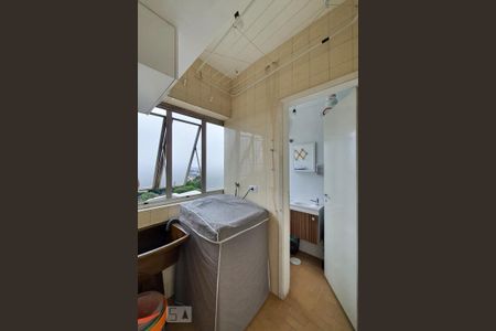 Apartamento à venda com 65m², 2 quartos e 1 vaga Apartamento à venda com 65m², 2 quartos e 1 vagaÁrea de serviço