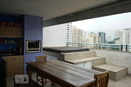 Apartamento à venda com 138m², 2 quartos e 2 vagasCobertura