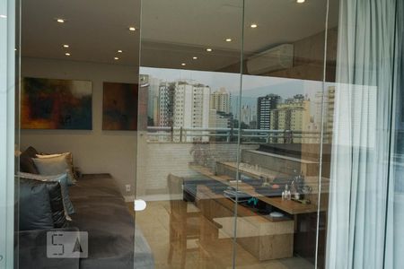 Apartamento à venda com 138m², 2 quartos e 2 vagasDetalhe